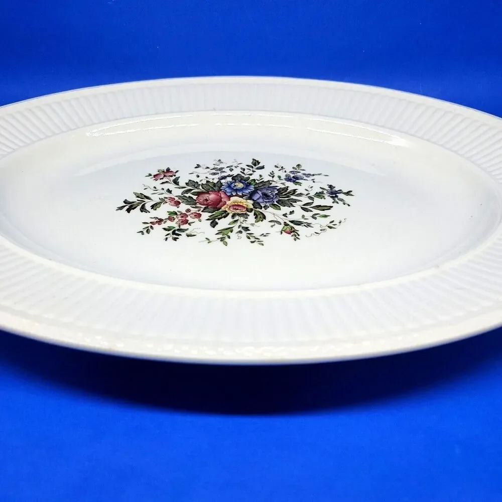 Wedgwood EDME  Conway Oval Platter 15 3/4